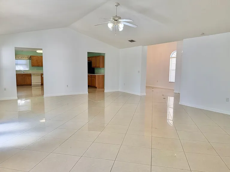 6759 Krenson Oaks Cir — Photo 6