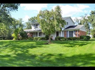 3655 Paddington Dr, Troy, MI