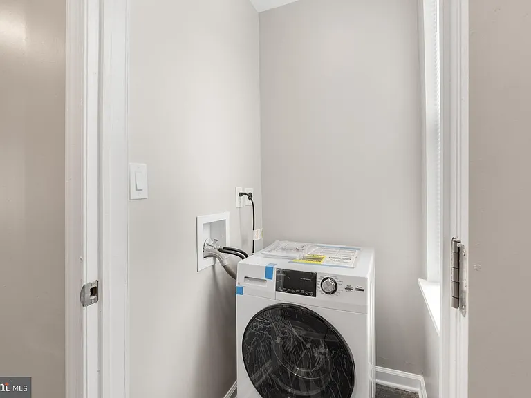 1720 Wylie St #2 — Photo 9