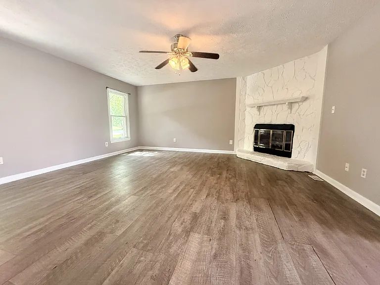 715 Prestige Blvd — Photo 4