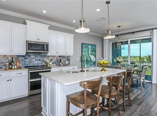 2647 Seychelles Cir #2207, Naples, FL 34112