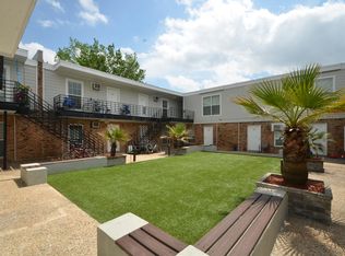 1419 Hawthorne St, Houston, TX 77006