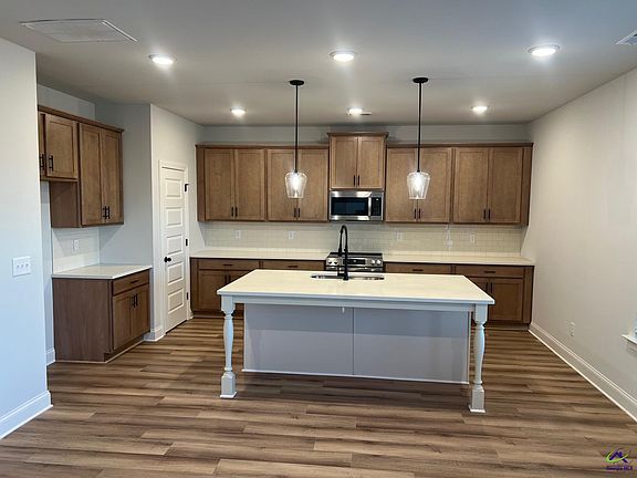 4th image of 811 Brittany Nichole Ct Lot 134