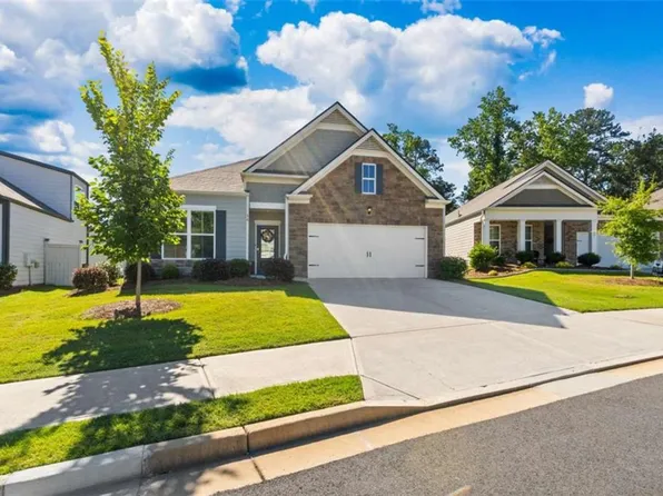 56 N Cornucopia Bnd, Dallas, GA 30132