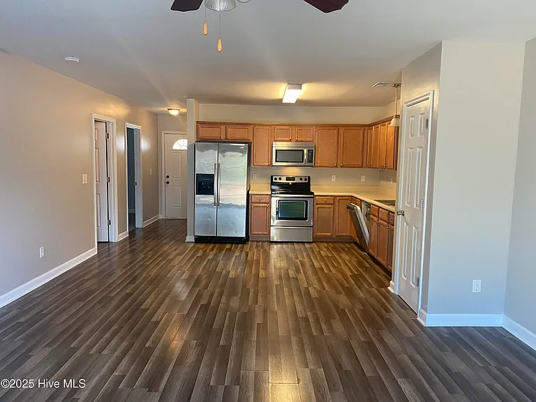 192 Pine Hollow Rd — Photo 6