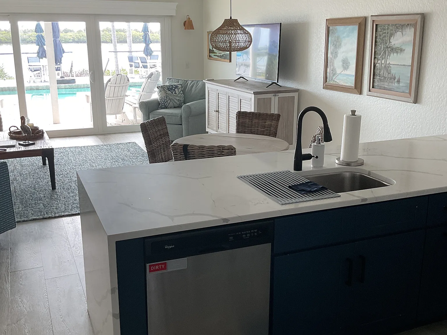 2 bed, 2.5 bath, 1292 sqft, $3,500 — Photo 3