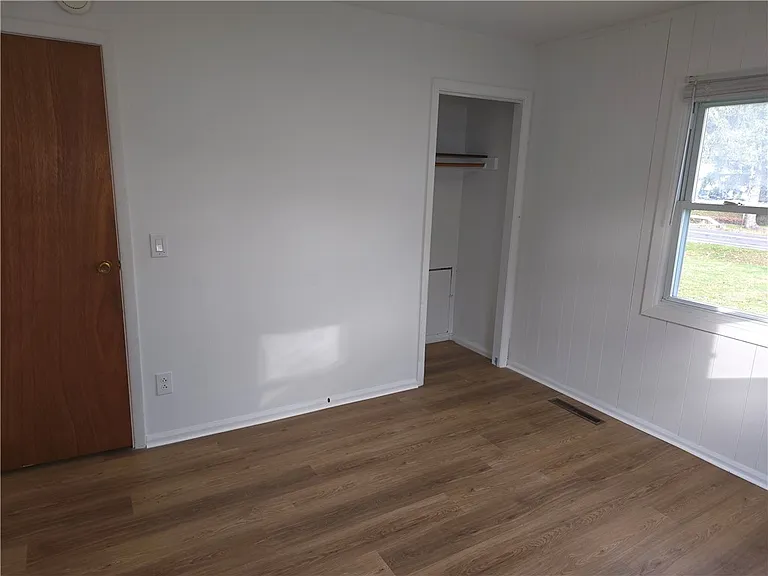 379 Hollybrook Rd — Photo 13