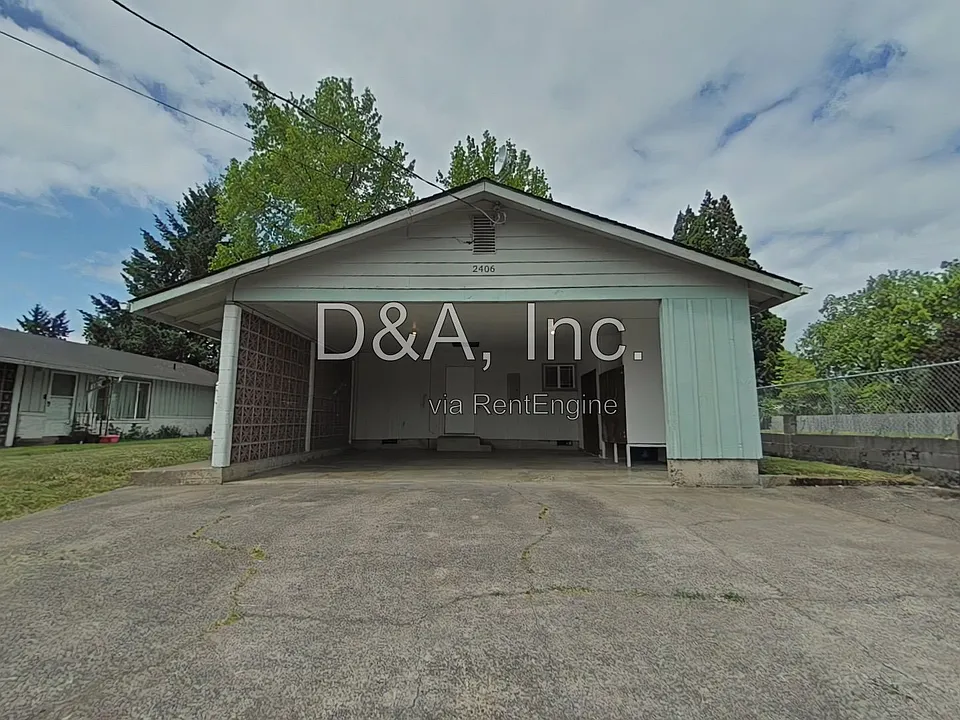2406 SE Ryan St