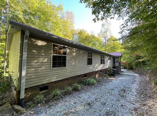 7171 Grey Cedar Ln, Walkertown, NC 27051