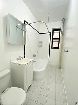 Rented by SimplyBetter Apartment Homes | media 6