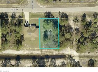 546 Keller St E, Lehigh Acres, FL 33974