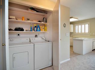 592 Mountain Rd APT C, West Hartford, CT 06117