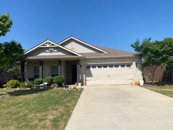 14823 Norfleet Dr, Athens, AL 35613