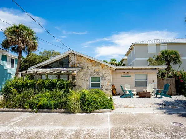 2008 Beach Trl, Indian Rocks Beach, FL 33785