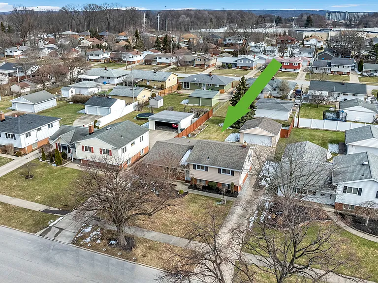 1237 Giesse Dr — Photo 41