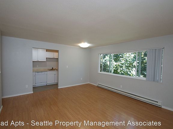 4th image of 1617 E Jefferson St #6405269