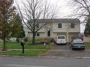 519 Mallard Rd, Perrysburg, OH 43551