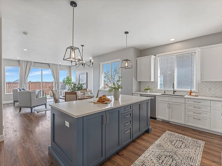 1873 E Oak Bend Dr — Photo 5