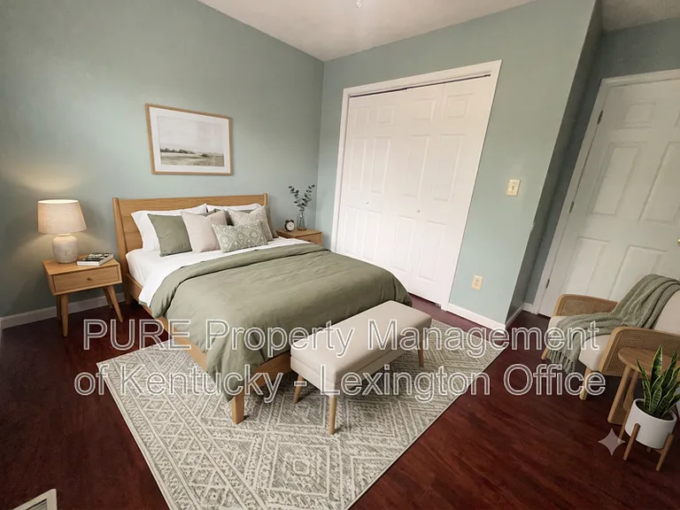 1100 Horsemans Ln #52 — Photo 6