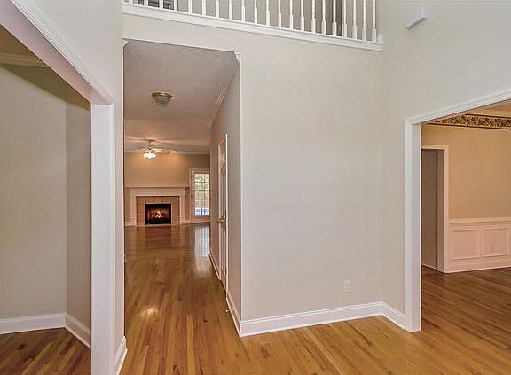 4th image of 317 Gardenia Dr