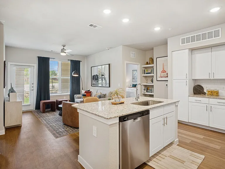 Ascend at Pioneer Hill — Photo 19