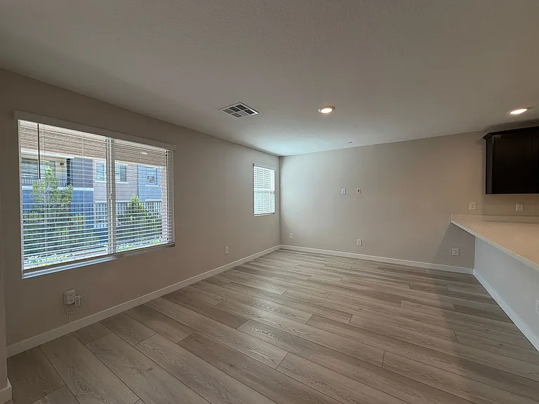 6276 Foxes Dale St — Photo 3