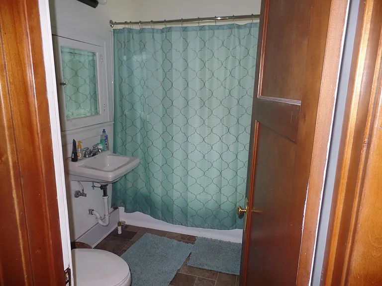 3466 N Downer Ave — Photo 10