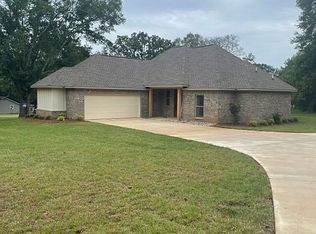 155 W Main St, Florence, MS 39073