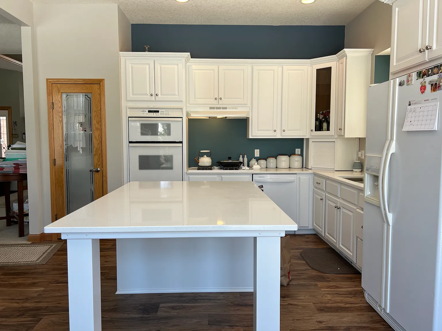 3 bed, 2700 sqft, $2,995 — Photo 3
