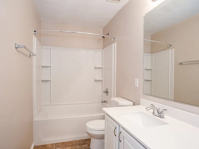 10952 W Elm St — Photo 10