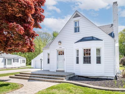 11700 Farley, Redford, MI, 48239