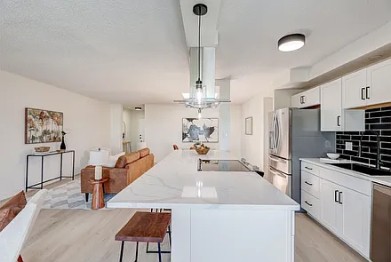 2 bed, 1175 sqft, $2,500 — Photo 3