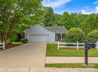 173 Cambridge Dr, Brevard, NC 28712