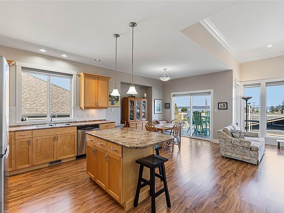 2nd image of 505 Hall Rd