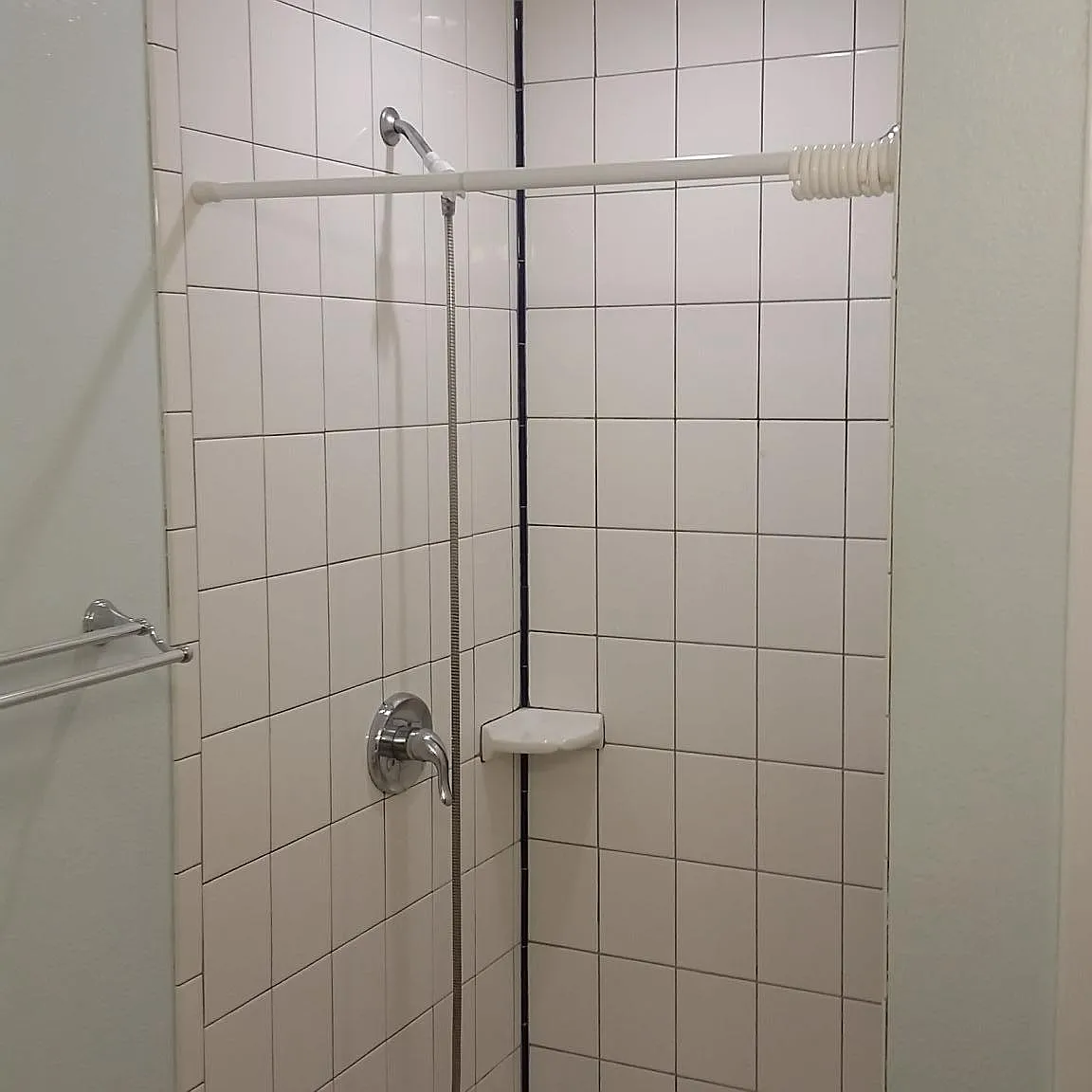 2 bed, 960 sqft, $1,600 — Photo 3