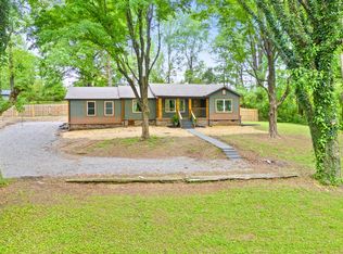 510 Excell Rd, Clarksville, TN 37043