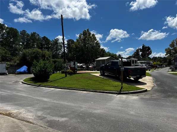 2953 NE 104th Ave #94, Silver Springs, FL 34488