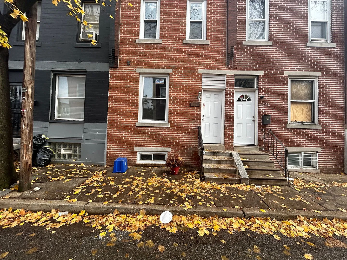 Move-In Ready 3BR Row Home in North Philly Updated Kitchen & Bath — Photo 4