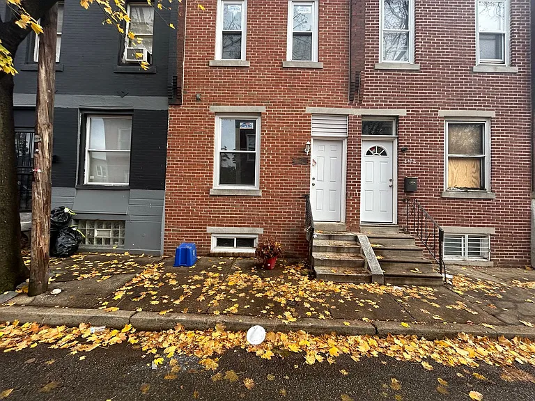 2307 N Cleveland St — Photo 4