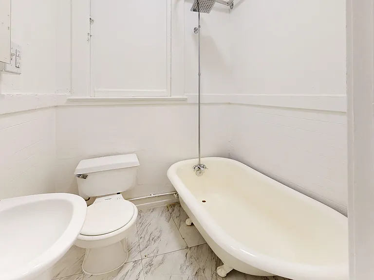 1051 Post St #22 — Photo 7