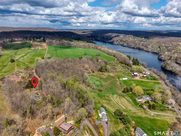 94 Quonnipaug Hill Road, Guilford, CT 06437