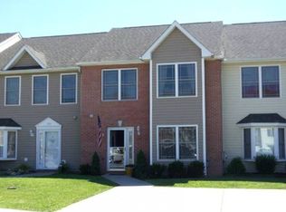 157 Baltusrol Dr, Charles Town, WV 25414