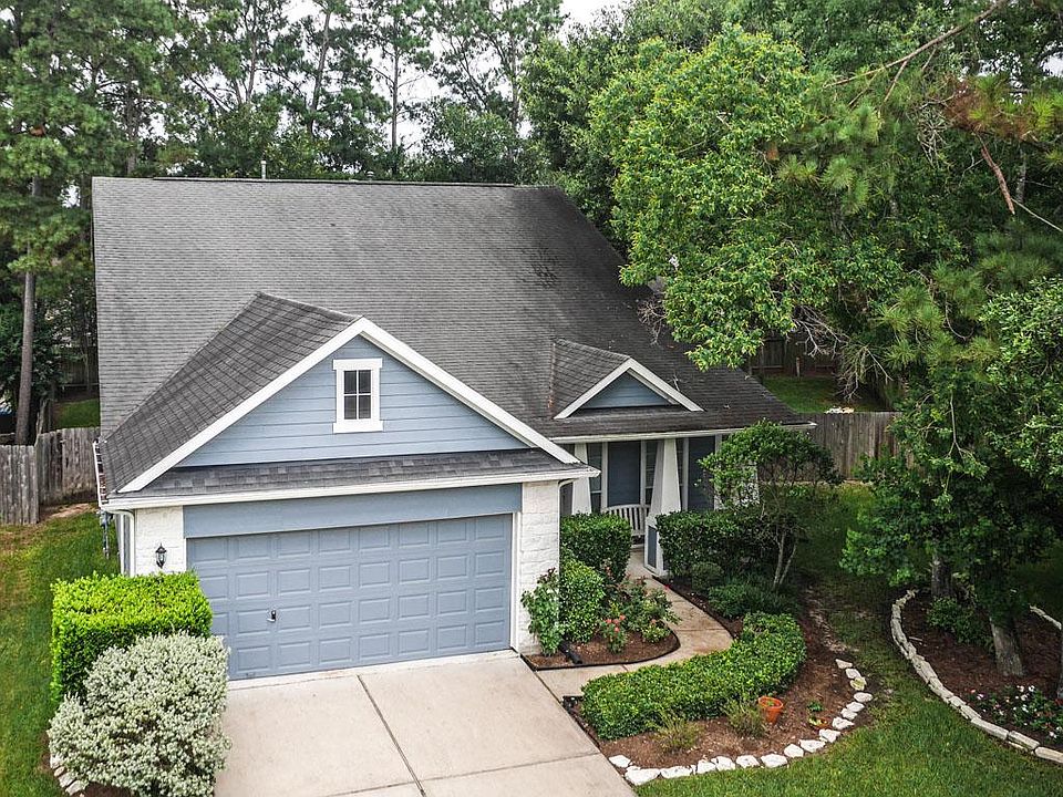 Wonderful opportunity to buy in ever so popular cottage section of Cole's Crossing.