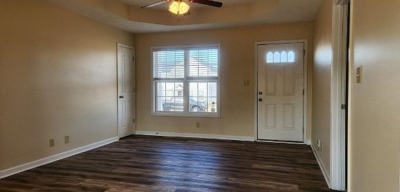 3rd image of 534 Oakmont Dr