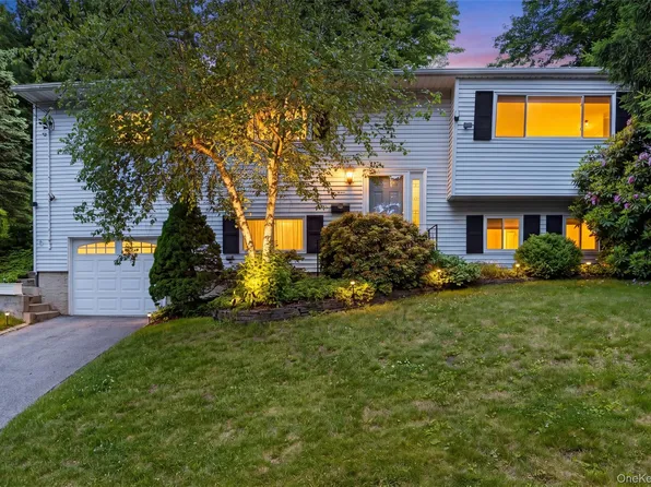 4 Pamela Lane, Valhalla, NY 10595