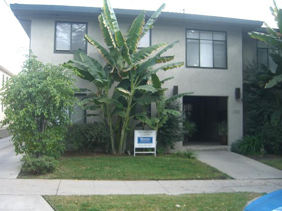 3rd image of 200 S Catalina Ave