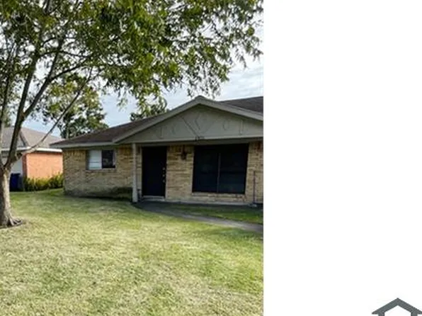 2421 16th Ave N, Texas City, TX 77590