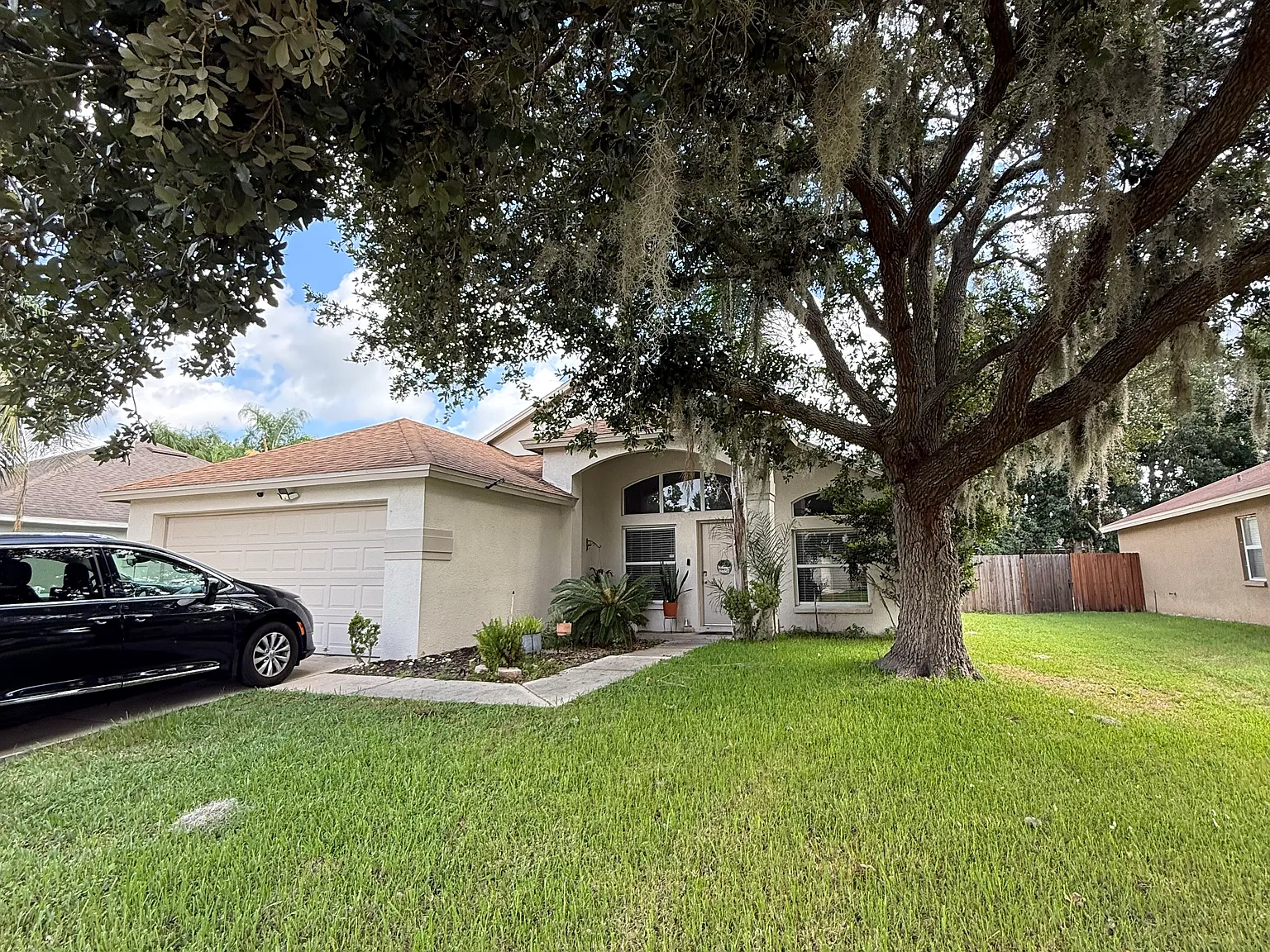 3 bed, 1533 sqft, $2,390 — Photo 1