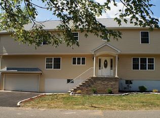 793 Mountain View Ave, Bridgewater, NJ 08807