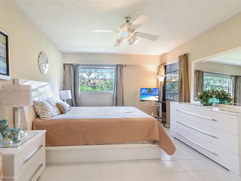 1251 SW 125th Ave #405T — Photo 7
